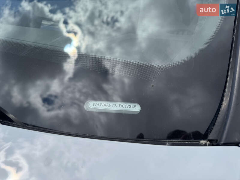 Позашляховик / Кросовер Audi Q7 2017 в Рівному