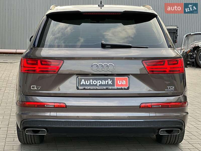 Внедорожник / Кроссовер Audi Q7 2016 в Одессе