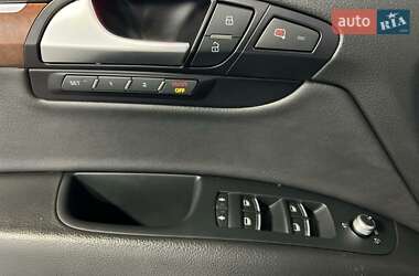 Внедорожник / Кроссовер Audi Q7 2013 в 