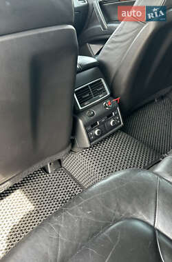 Позашляховик / Кросовер Audi Q7 2007 в 