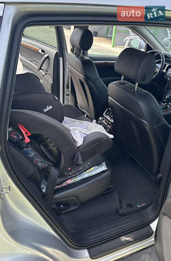 Позашляховик / Кросовер Audi Q7 2007 в 