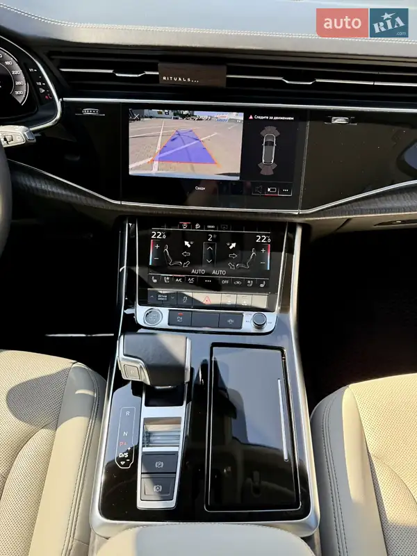 Audi Q7 2020 VIN WAUZZZ4M8MD008082 фото оголошення 16 з 49