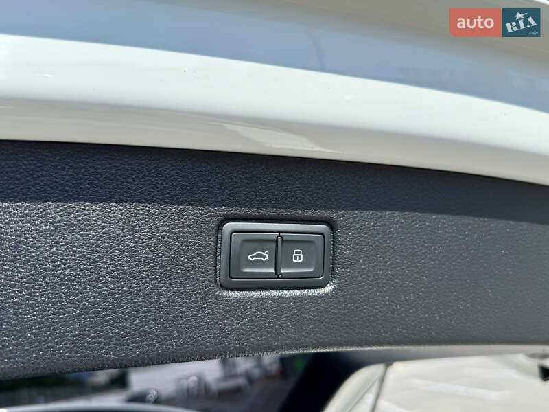 Позашляховик / Кросовер Audi Q7 2020 в Одесі фото 18 Позашляховик / Кросовер Audi Q7 2020 в Одесі