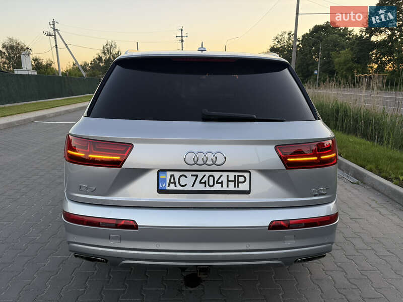 Внедорожник / Кроссовер Audi Q7 2018 в Луцке