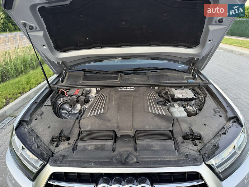 Внедорожник / Кроссовер Audi Q7 2018 в Луцке