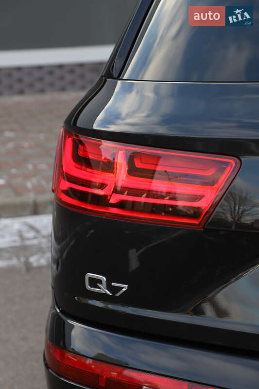 Позашляховик / Кросовер Audi Q7 2017 в Білій Церкві