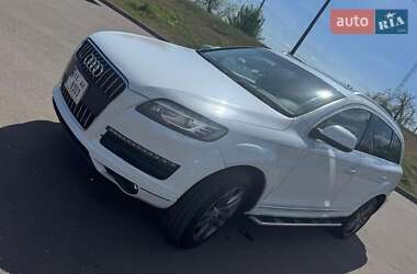 Внедорожник / Кроссовер Audi Q7 2013 в 