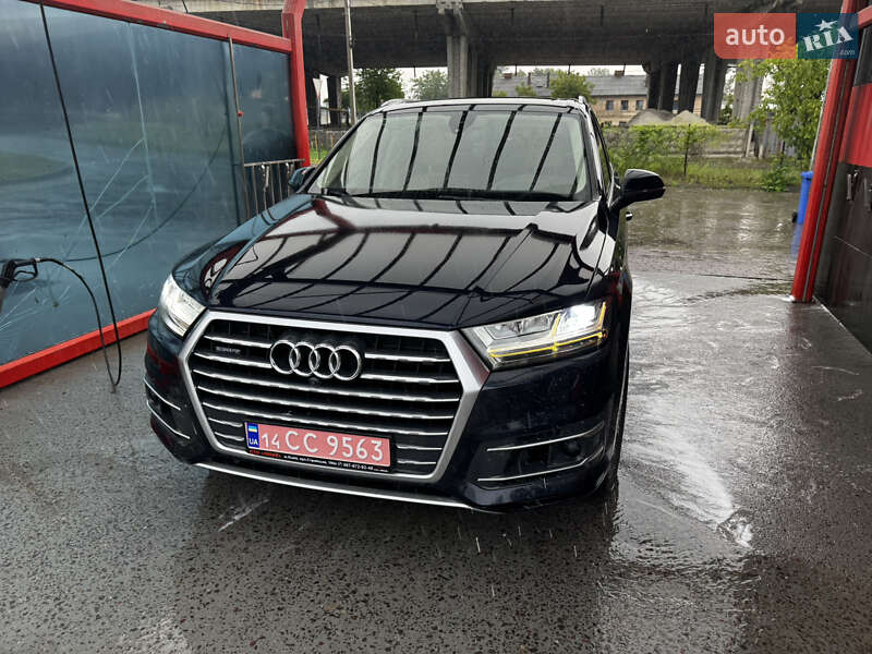 Audi Q7 2017