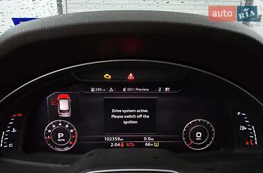 Позашляховик / Кросовер Audi Q7 2018 в 