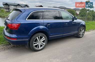 Внедорожник / Кроссовер Audi Q7 2015 в 