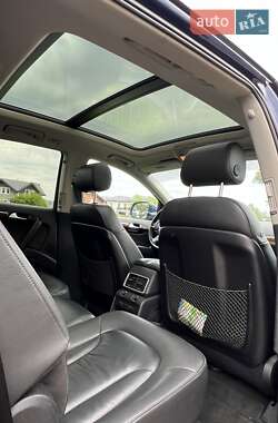 Внедорожник / Кроссовер Audi Q7 2015 в 