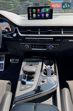 Внедорожник / Кроссовер Audi Q7 2019 в 