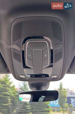 Внедорожник / Кроссовер Audi Q7 2019 в 