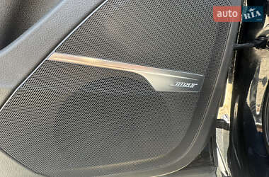 Внедорожник / Кроссовер Audi Q7 2016 в 