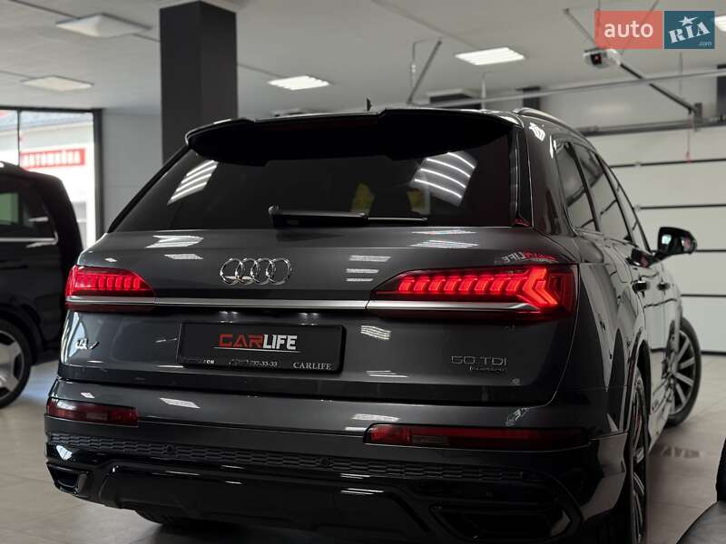 Позашляховик / Кросовер Audi Q7 2021 в Тернополі