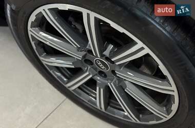 Внедорожник / Кроссовер Audi Q7 2021 в 