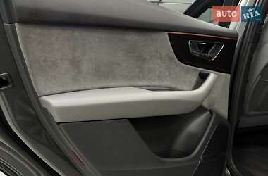 Внедорожник / Кроссовер Audi Q7 2021 в 