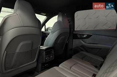 Внедорожник / Кроссовер Audi Q7 2021 в 