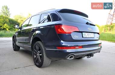 Внедорожник / Кроссовер Audi Q7 2013 в 