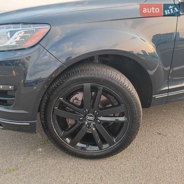 Внедорожник / Кроссовер Audi Q7 2010 в Киеве