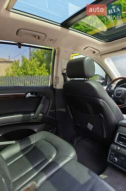 Внедорожник / Кроссовер Audi Q7 2011 в 