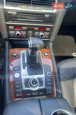 Внедорожник / Кроссовер Audi Q7 2014 в 