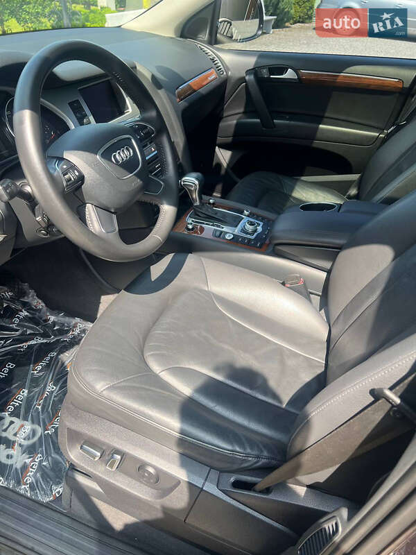 Позашляховик / Кросовер Audi Q7 2014 в Львові