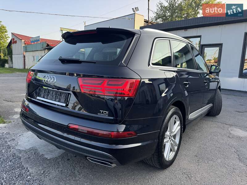 Внедорожник / Кроссовер Audi Q7 2016 в Тернополе