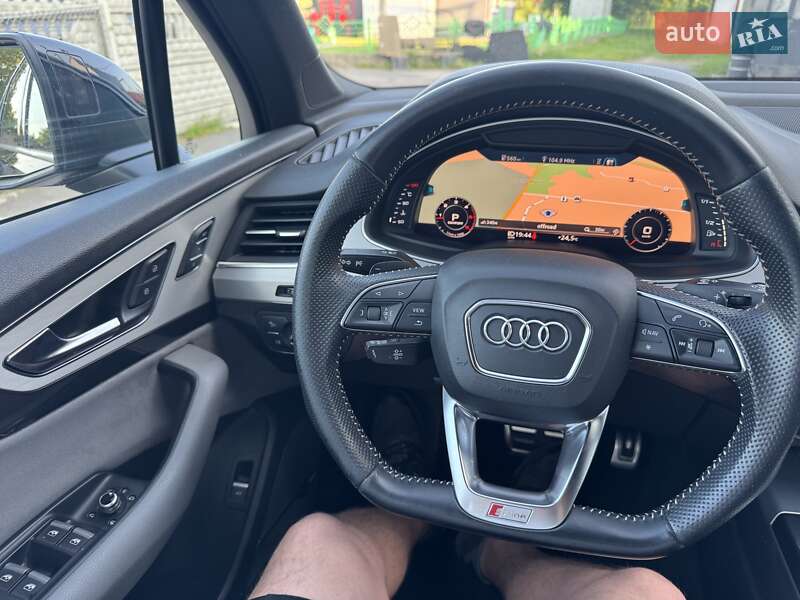 Внедорожник / Кроссовер Audi Q7 2016 в Тернополе