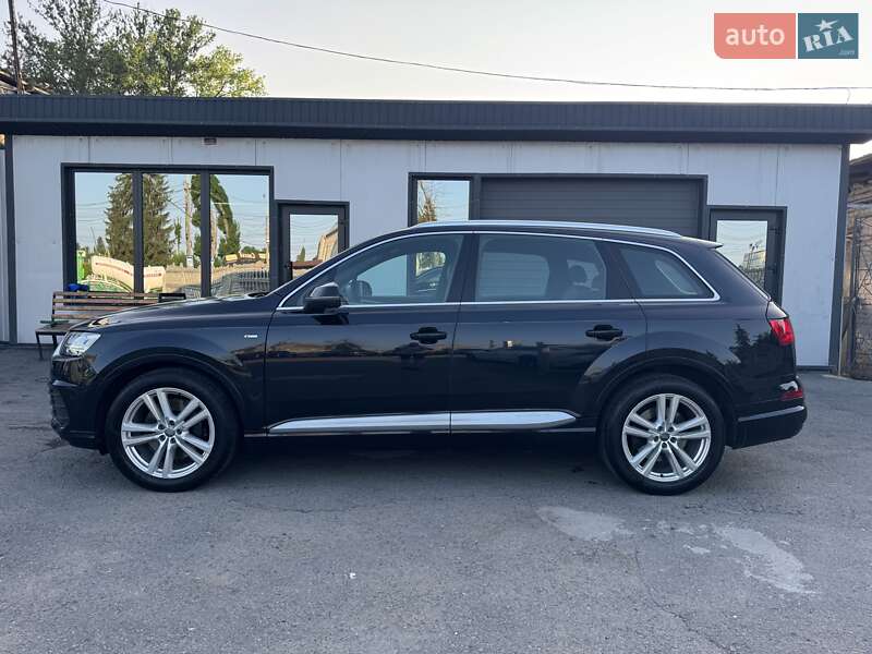 Внедорожник / Кроссовер Audi Q7 2016 в Тернополе