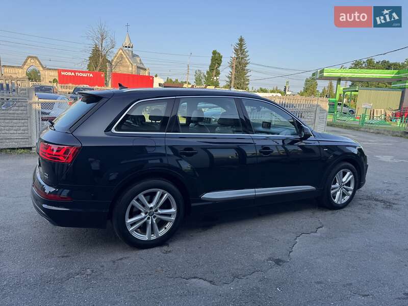 Внедорожник / Кроссовер Audi Q7 2016 в Тернополе