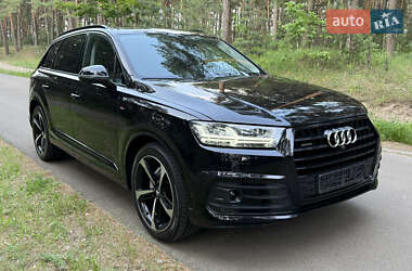 Внедорожник / Кроссовер Audi Q7 2019 в 
