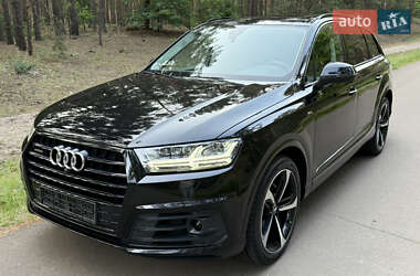Внедорожник / Кроссовер Audi Q7 2019 в 