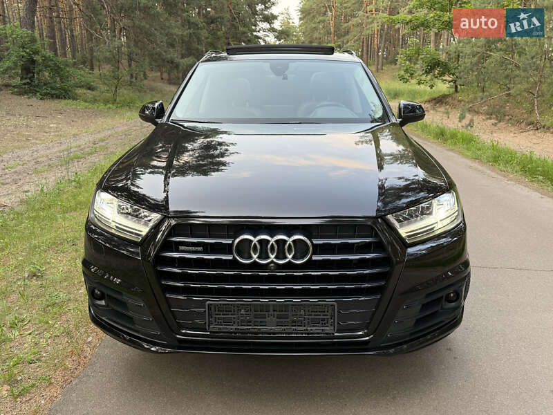 Внедорожник / Кроссовер Audi Q7 2019 в Киеве