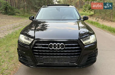Внедорожник / Кроссовер Audi Q7 2019 в 