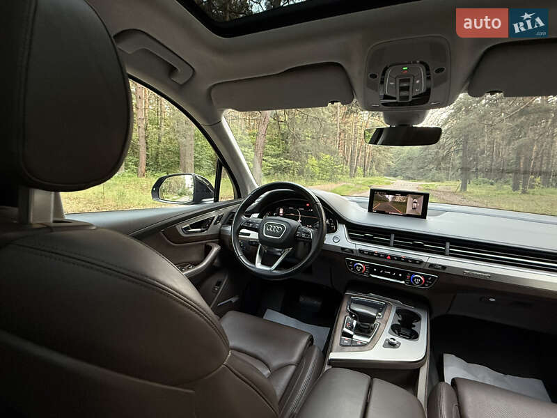 Внедорожник / Кроссовер Audi Q7 2019 в Киеве