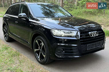Внедорожник / Кроссовер Audi Q7 2019 в 