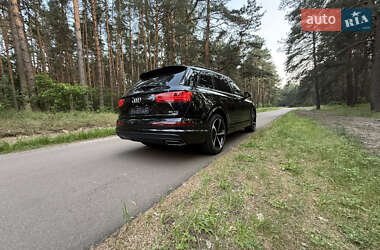 Внедорожник / Кроссовер Audi Q7 2019 в 