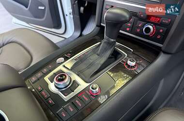 Внедорожник / Кроссовер Audi Q7 2012 в 