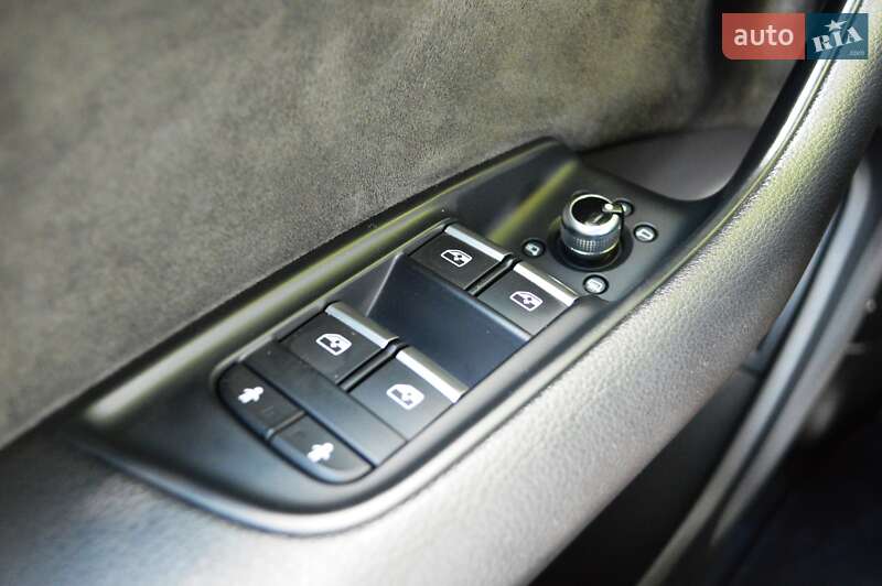 Позашляховик / Кросовер Audi Q7 2020 в Одесі