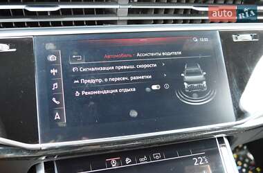 Позашляховик / Кросовер Audi Q7 2020 в 