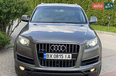 Внедорожник / Кроссовер Audi Q7 2012 в 