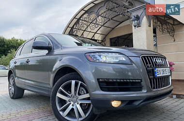Внедорожник / Кроссовер Audi Q7 2012 в 