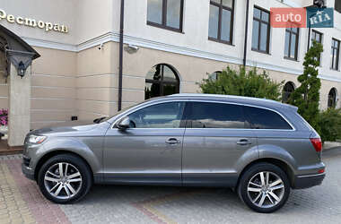 Внедорожник / Кроссовер Audi Q7 2012 в 