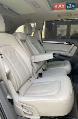 Внедорожник / Кроссовер Audi Q7 2012 в 