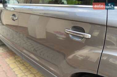 Внедорожник / Кроссовер Audi Q7 2012 в 