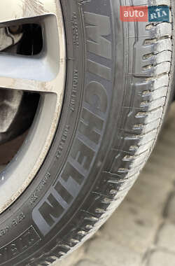 Внедорожник / Кроссовер Audi Q7 2012 в 