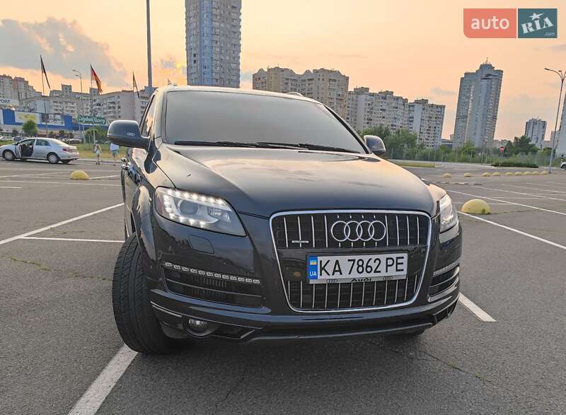 Внедорожник / Кроссовер Audi Q7 2010 в Киеве