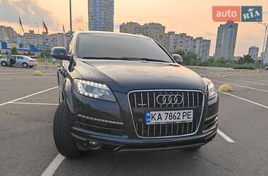 Внедорожник / Кроссовер Audi Q7 2010 в 