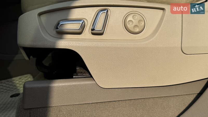 Внедорожник / Кроссовер Audi Q7 2010 в Киеве